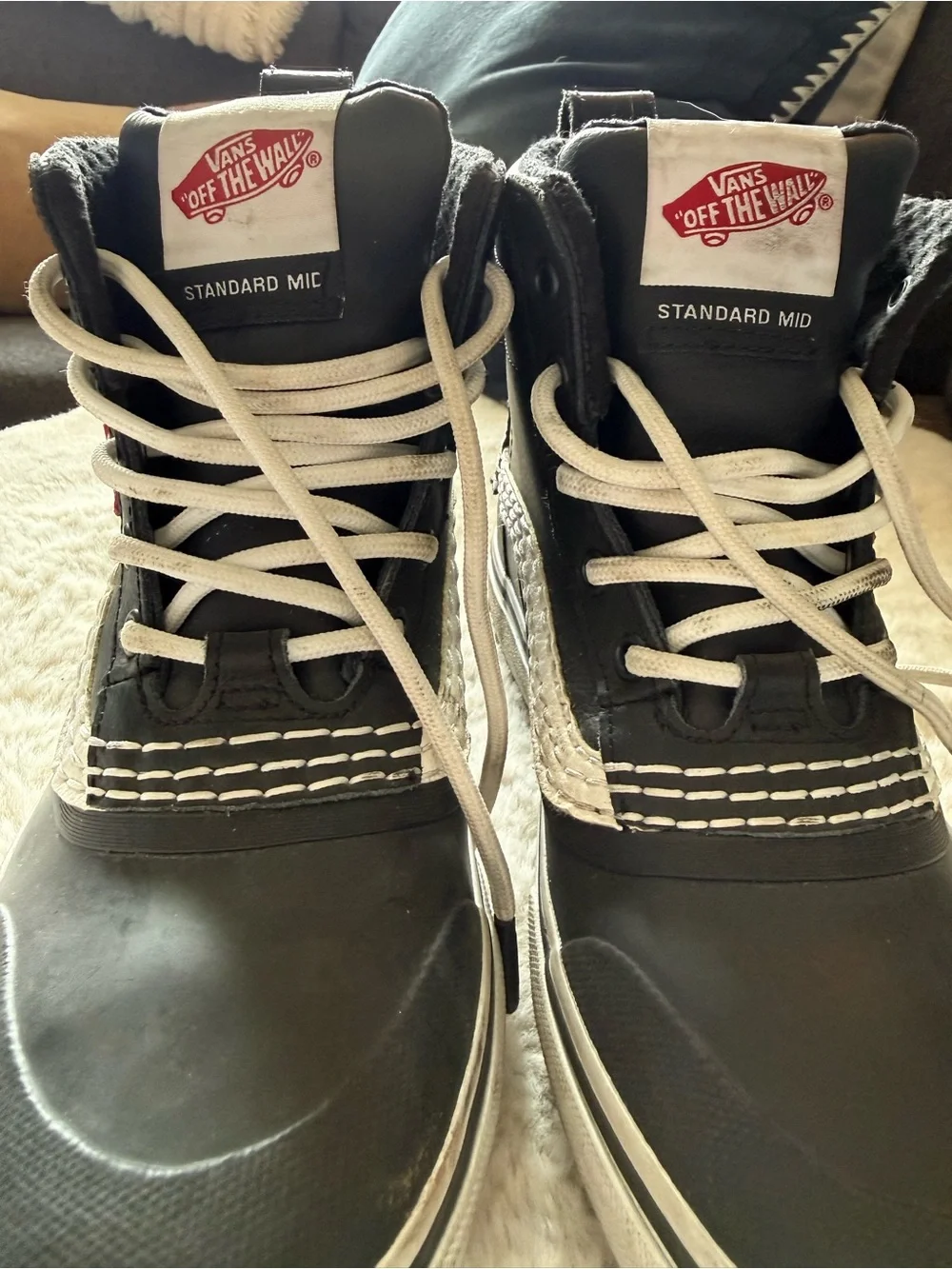 Vans Standard Mid Snow Mte Boot